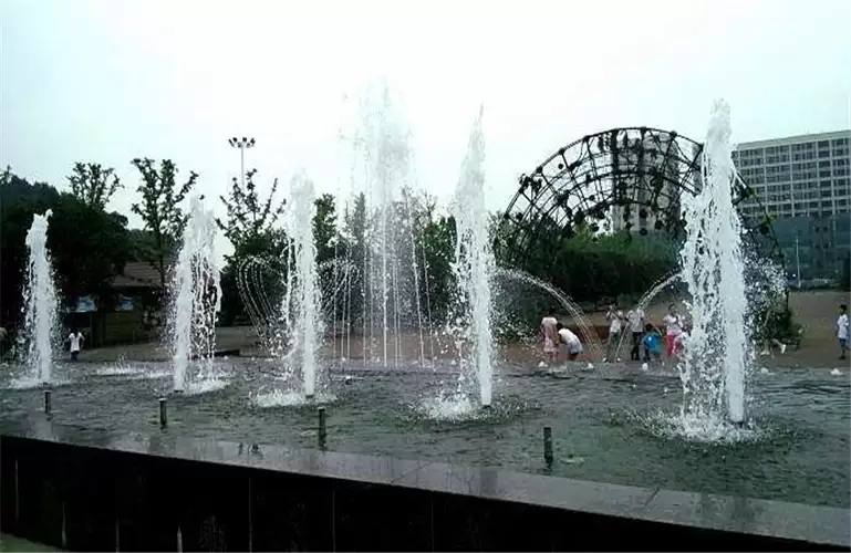 Changsha Ecological Zoo Water Musical Fountain, China2