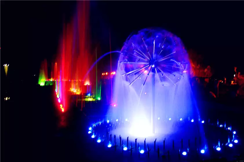 Xinjiang Shihezi City Century Plaza Dancing Water Fountain Music Fountain, China1