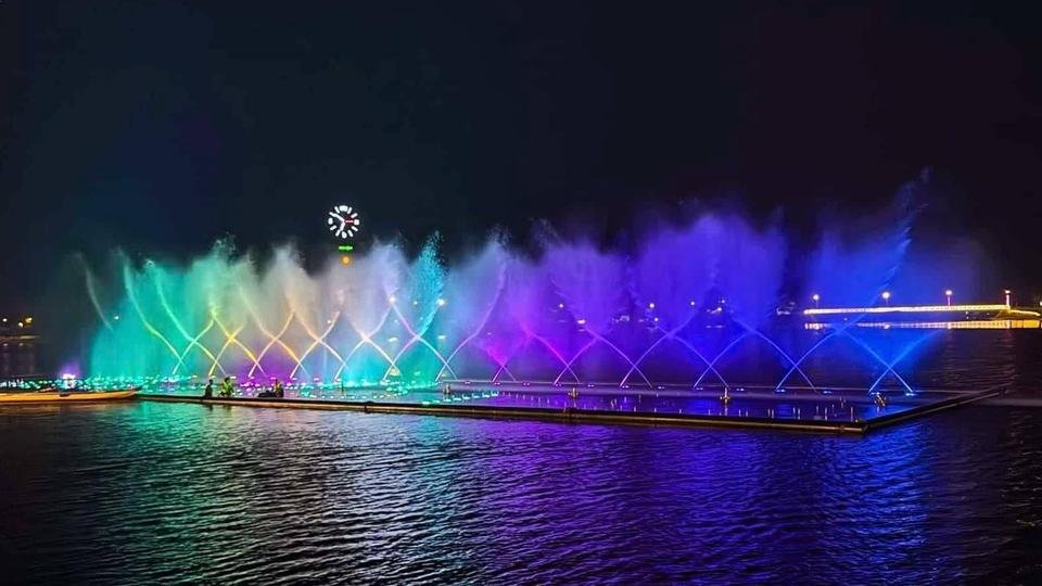 Las 5 fuentes danzantes más emblemáticas de Camboya 4 2 Kampot Dancing Fountain