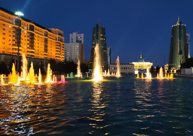Fuentes musicales en Kazajistán: un viaje a través de la historia y el diseño 1 music fountains in kazakhstan