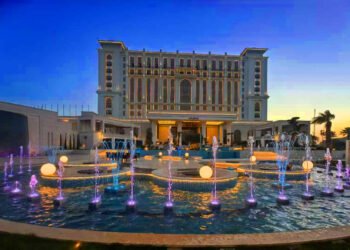 Dancing Fountain Group in Movenpick Hotel
